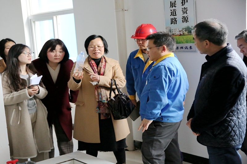 2019年3月8日，时任广东省水利厅水资源管理处副调研员沈仁英莅临辉达娱乐调研指导
