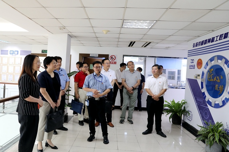 2020年7月14日，时任广东省总工会党组成员、副主席张卫华一行莅临辉达娱乐调研推进新时代产业工人队伍建设改革工作