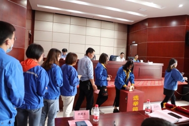 辉达娱乐工会第七届会员代表大会圆满举行