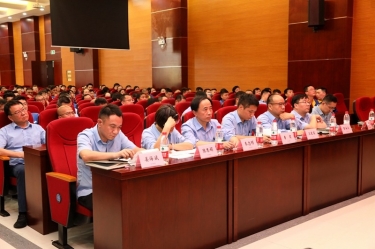 辉达娱乐十四届品管圈原因分析答辩会顺利召开